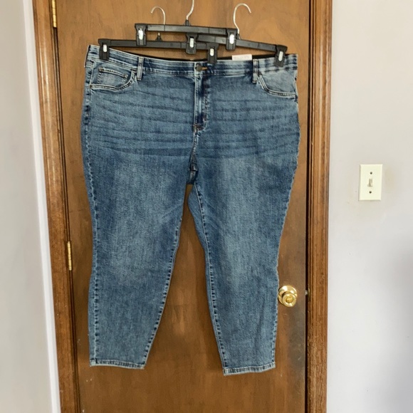 Sonoma Denim - Sonoma Skinny jean no gap waistband shape retention 28W